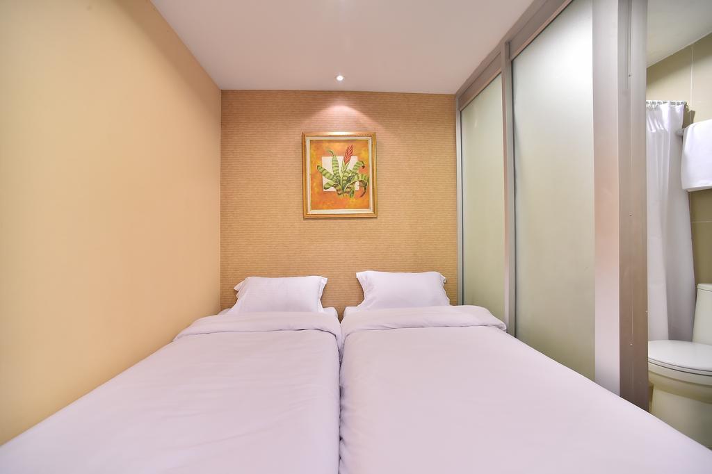 Take A Rest Hotel بانكوك الغرفة الصورة